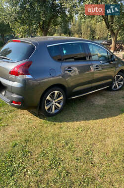 Позашляховик / Кросовер Peugeot 3008 2015 в Жовкві