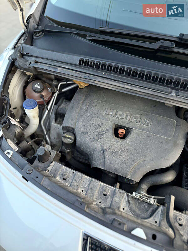 Позашляховик / Кросовер Peugeot 3008 2010 в Луцьку