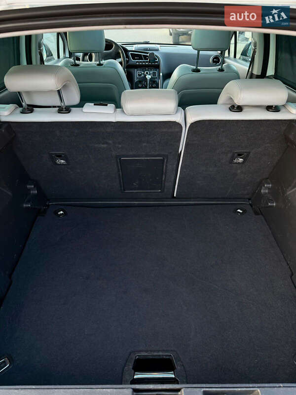 Позашляховик / Кросовер Peugeot 3008 2010 в Луцьку