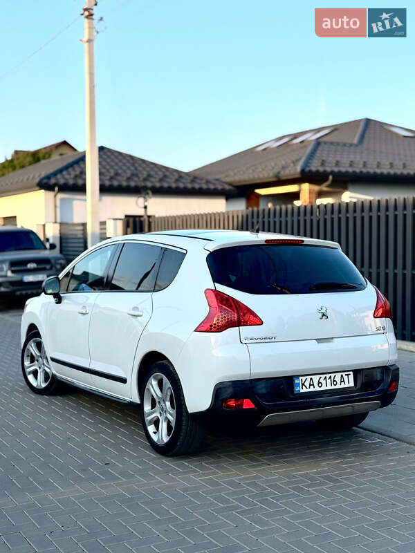 Позашляховик / Кросовер Peugeot 3008 2010 в Луцьку