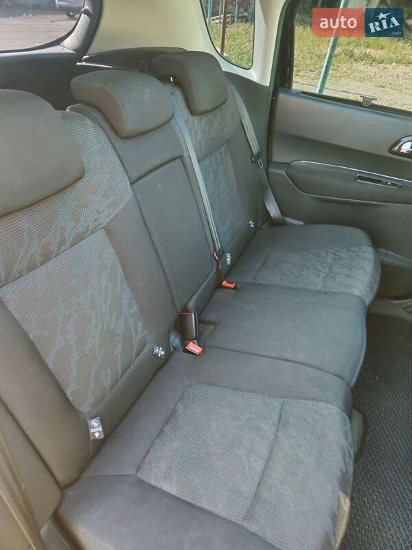 Внедорожник / Кроссовер Peugeot 3008 2011 в Стрые фото 16 Внедорожник / Кроссовер Peugeot 3008 2011 в Стрые