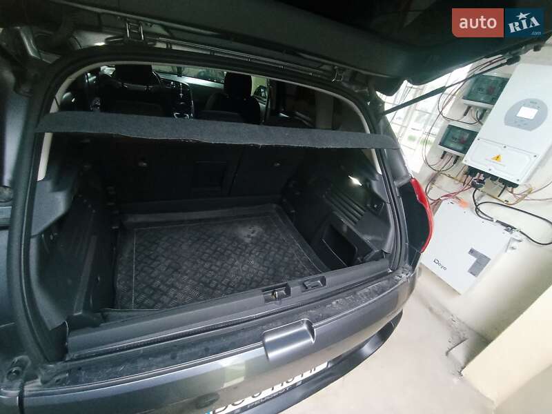 Позашляховик / Кросовер Peugeot 3008 2011 в Стрию фото 19 Позашляховик / Кросовер Peugeot 3008 2011 в Стрию