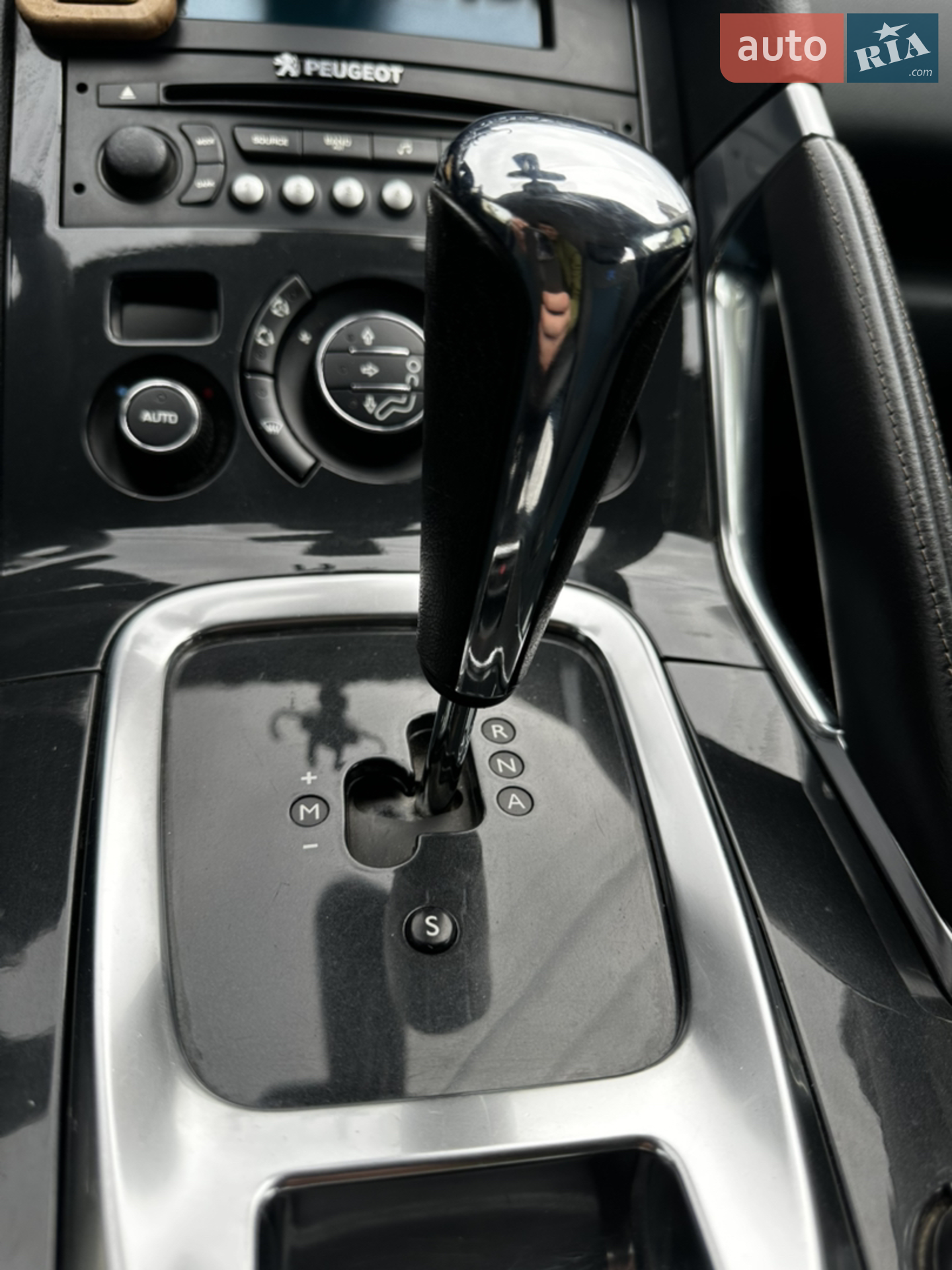 2011 Peugeot 3008 - мініатюра 9