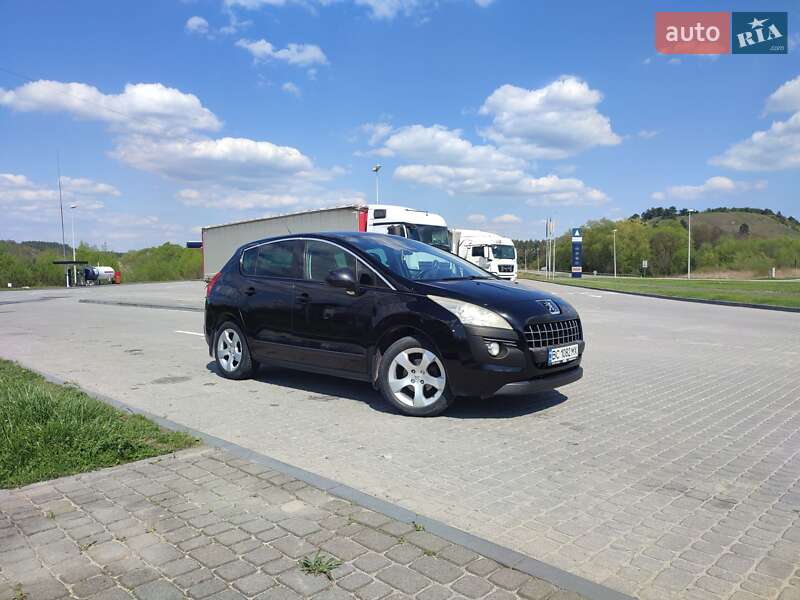 Позашляховик / Кросовер Peugeot 3008 2011 в Львові