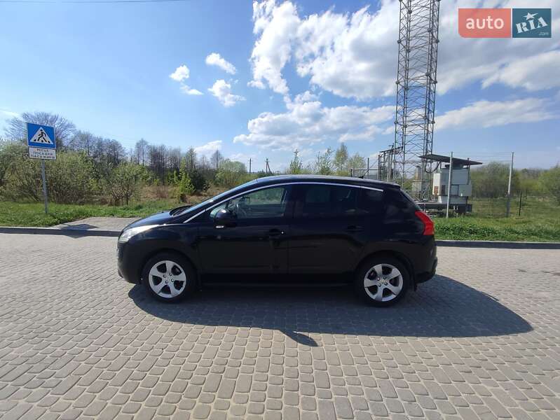 Позашляховик / Кросовер Peugeot 3008 2011 в Львові