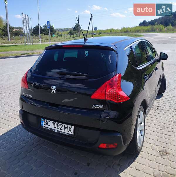 Позашляховик / Кросовер Peugeot 3008 2011 в Львові