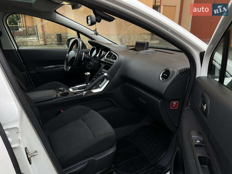 Позашляховик / Кросовер Peugeot 3008 2011 в Коломиї