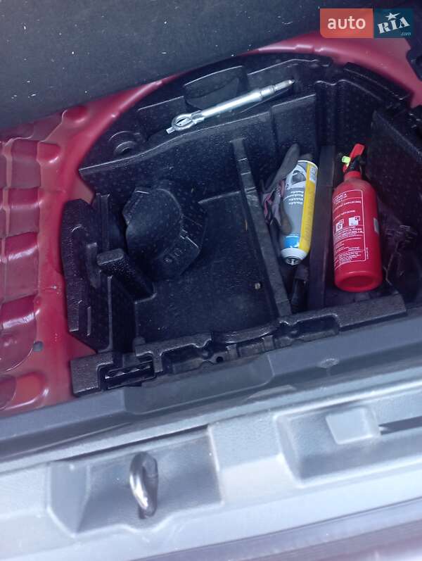 Позашляховик / Кросовер Peugeot 3008 2011 в Івано-Франківську