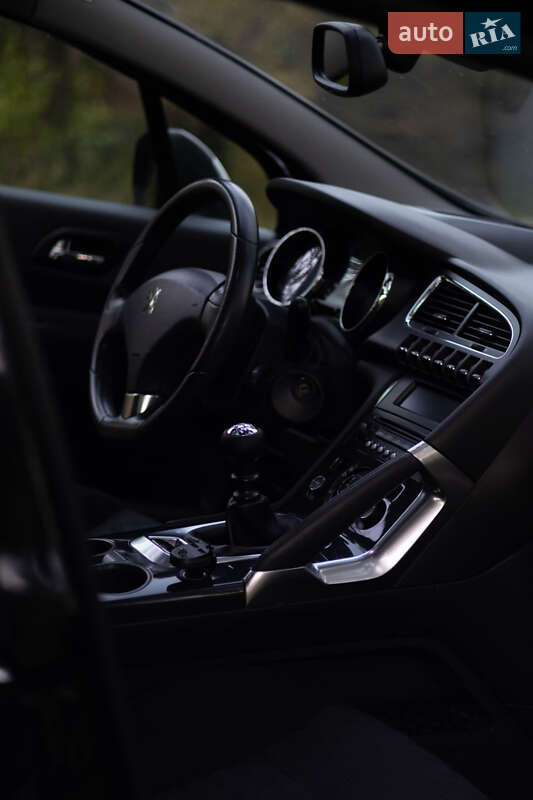 Внедорожник / Кроссовер Peugeot 3008 2010 в Полтаве