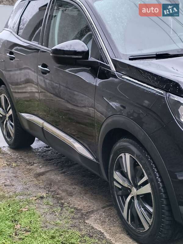 Позашляховик / Кросовер Peugeot 3008 2017 в Острозі