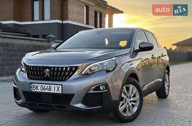 Позашляховик / Кросовер Peugeot 3008 2019 в Рівному