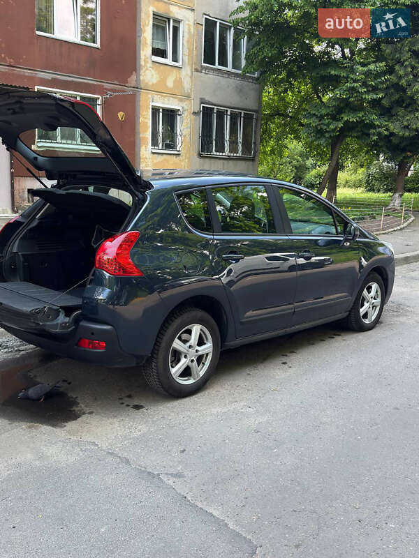 Peugeot 3008 2012