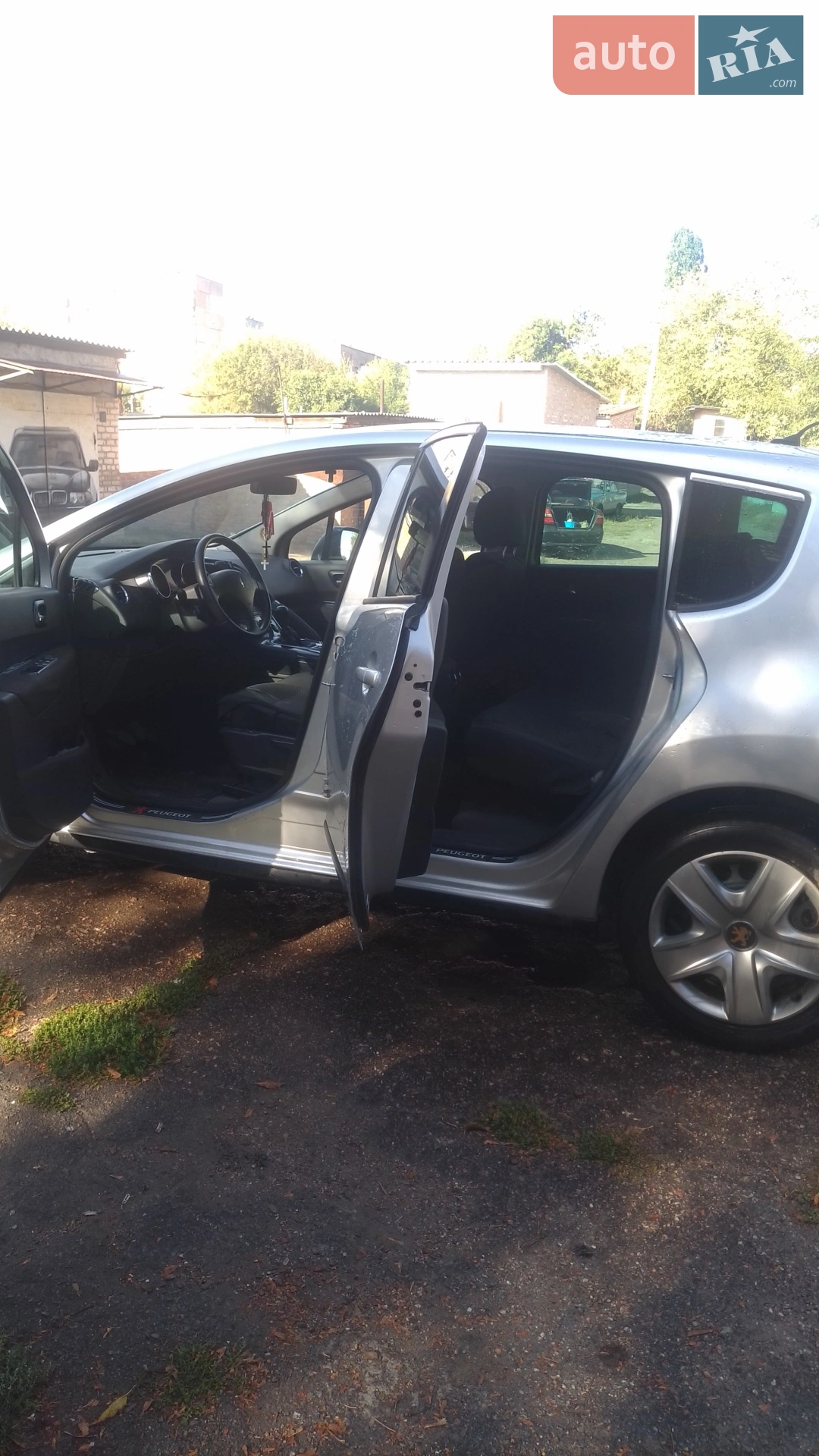 2011 Peugeot 3008 - мініатюра 9