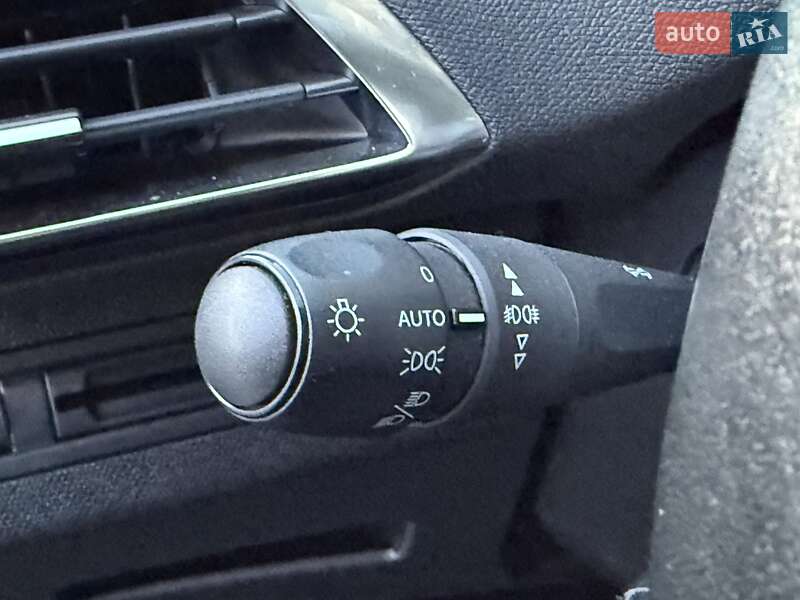 Позашляховик / Кросовер Peugeot 3008 2020 в Стрию