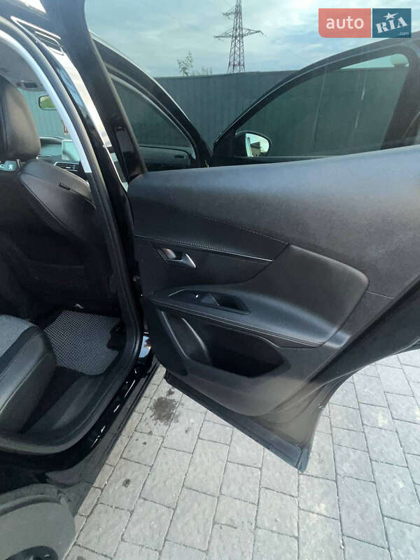 Внедорожник / Кроссовер Peugeot 3008 2019 в Долине фото 18 Внедорожник / Кроссовер Peugeot 3008 2019 в Долине