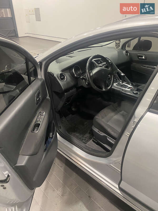 Внедорожник / Кроссовер Peugeot 3008 2011 в Киеве фото 22 Внедорожник / Кроссовер Peugeot 3008 2011 в Киеве