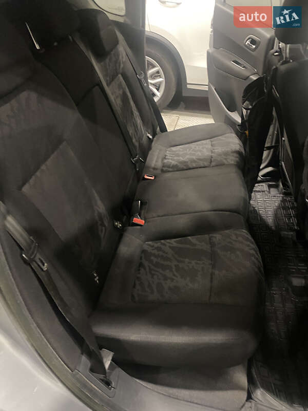 Внедорожник / Кроссовер Peugeot 3008 2011 в Киеве фото 26 Внедорожник / Кроссовер Peugeot 3008 2011 в Киеве