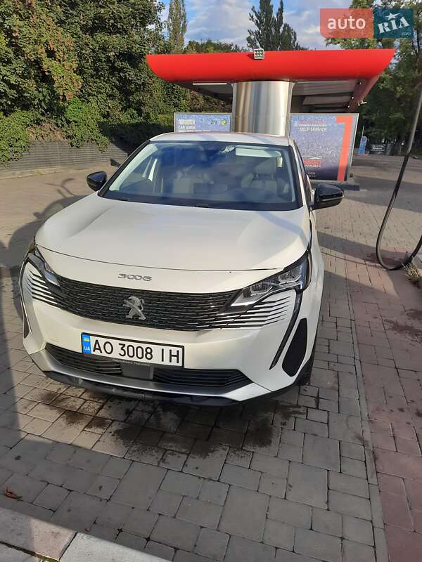 Позашляховик / Кросовер Peugeot 3008 2021 в Ужгороді