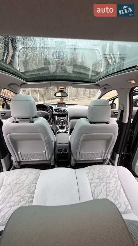 Позашляховик / Кросовер Peugeot 3008 2010 в Луцьку