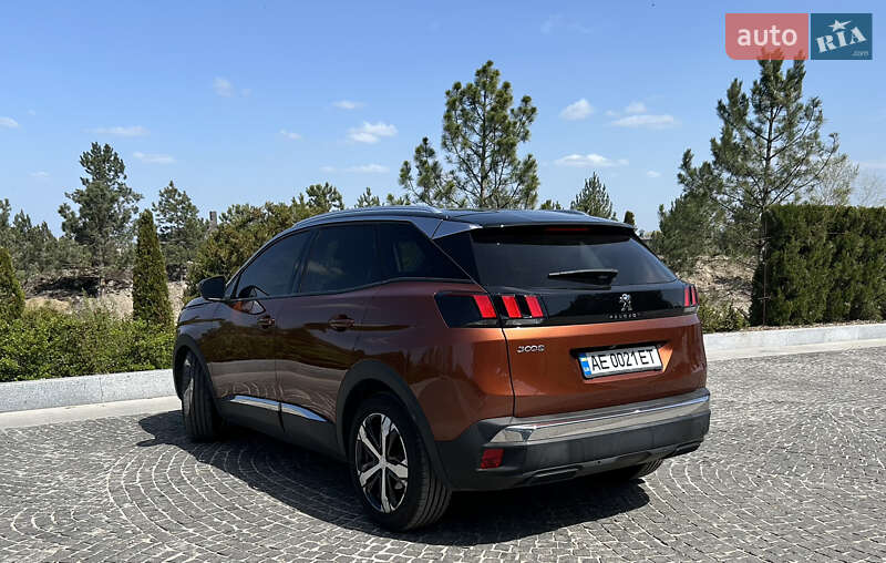 Позашляховик / Кросовер Peugeot 3008 2018 в Дніпрі