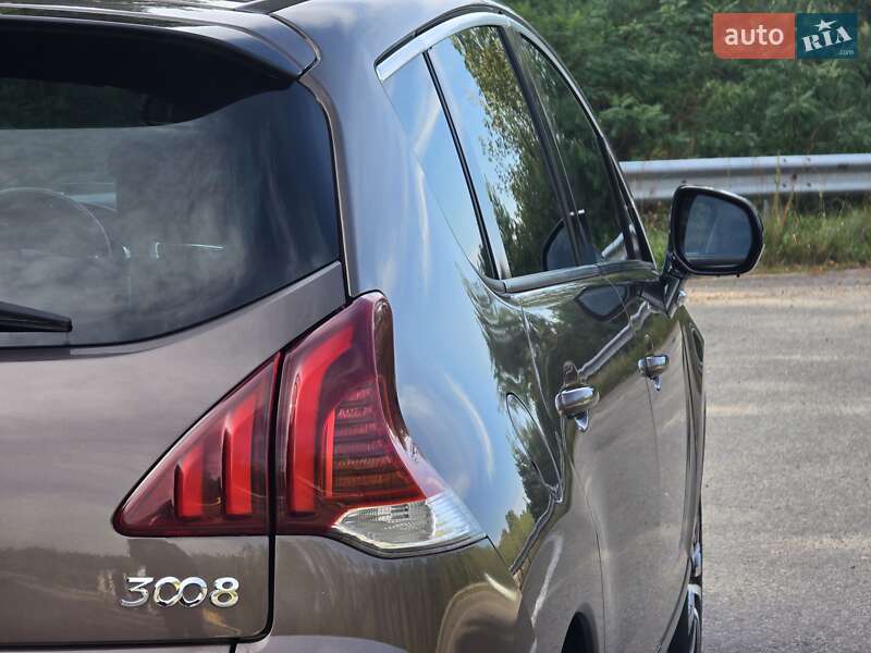 Позашляховик / Кросовер Peugeot 3008 2014 в Луцьку