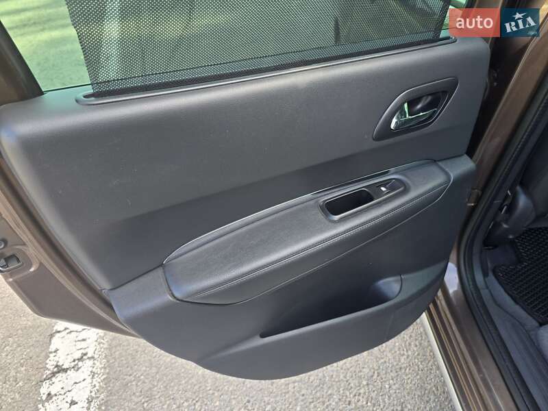 Позашляховик / Кросовер Peugeot 3008 2014 в Луцьку