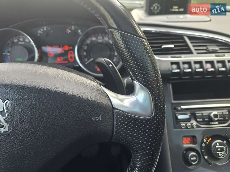 Позашляховик / Кросовер Peugeot 3008 2014 в Луцьку