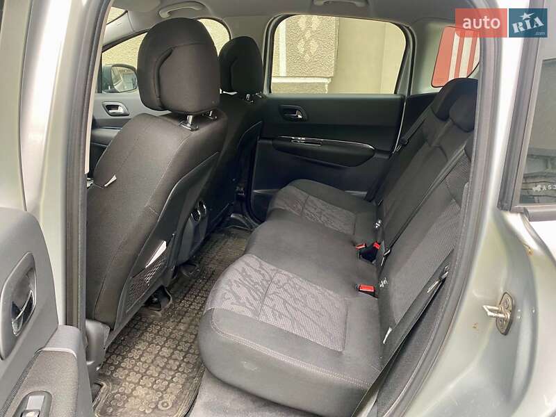 Позашляховик / Кросовер Peugeot 3008 2010 в Рівному