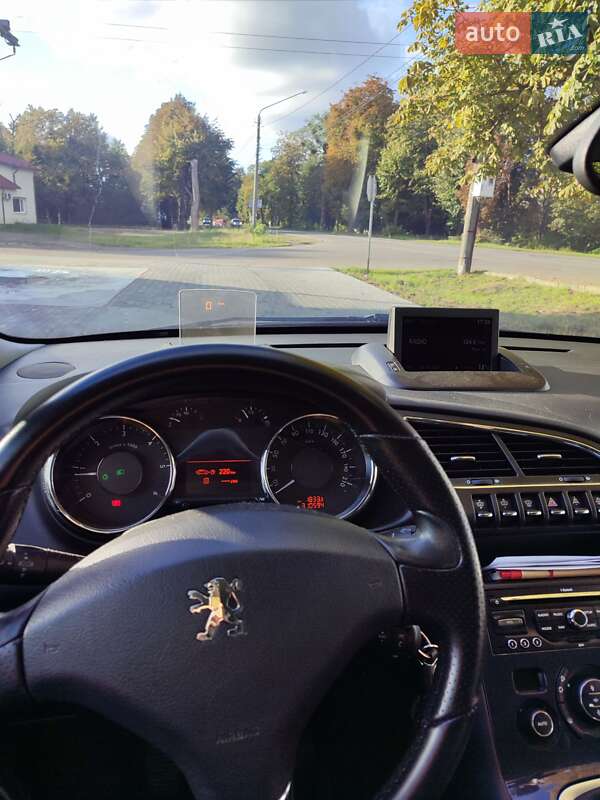 Позашляховик / Кросовер Peugeot 3008 2010 в Стрию