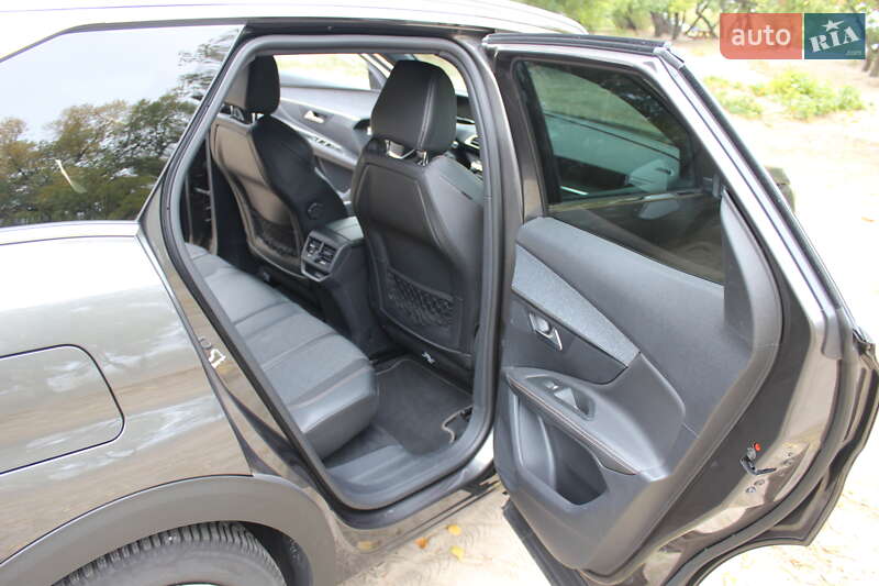 Позашляховик / Кросовер Peugeot 3008 2018 в Черкасах