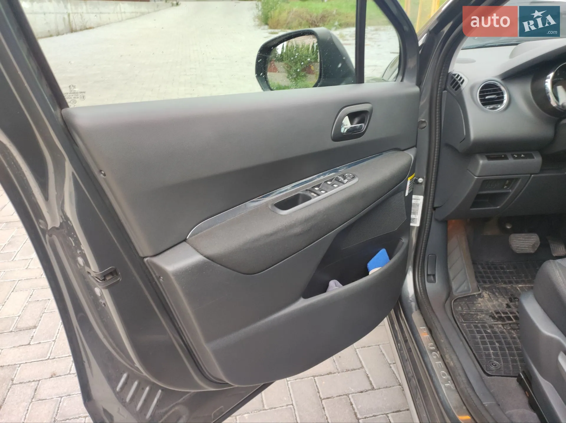 2010 Peugeot 3008 - мініатюра 2