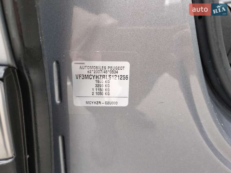 Внедорожник / Кроссовер Peugeot 3008 2020 в Киеве