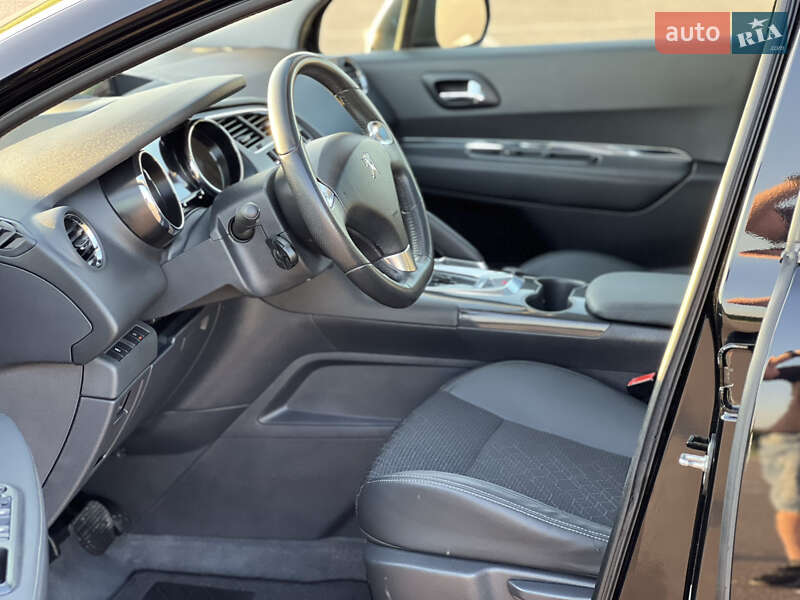 Внедорожник / Кроссовер Peugeot 3008 2015 в Ровно фото 24 Внедорожник / Кроссовер Peugeot 3008 2015 в Ровно