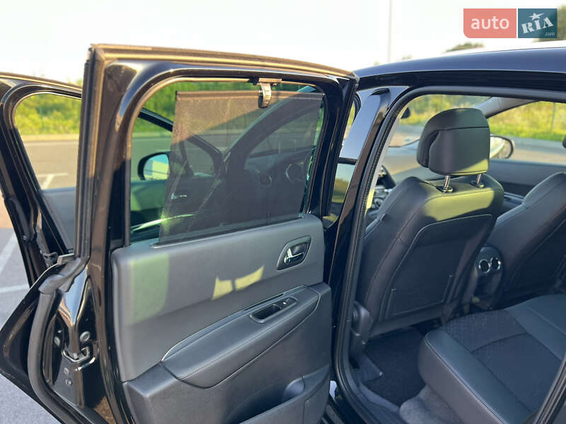 Внедорожник / Кроссовер Peugeot 3008 2015 в Ровно фото 32 Внедорожник / Кроссовер Peugeot 3008 2015 в Ровно