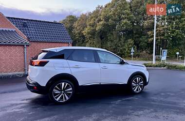 Внедорожник / Кроссовер Peugeot 3008 2019 в 