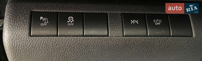 Позашляховик / Кросовер Peugeot 3008 2016 в Львові фото 27 Позашляховик / Кросовер Peugeot 3008 2016 в Львові