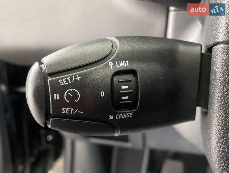 Позашляховик / Кросовер Peugeot 3008 2016 в Львові фото 18 Позашляховик / Кросовер Peugeot 3008 2016 в Львові