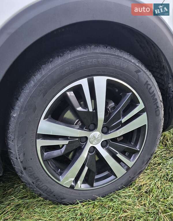 Позашляховик / Кросовер Peugeot 3008 2018 в Жовкві