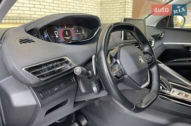 Внедорожник / Кроссовер Peugeot 3008 2020 в 