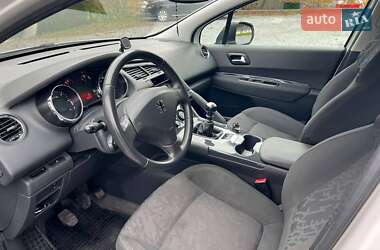 Внедорожник / Кроссовер Peugeot 3008 2011 в 