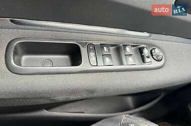 Внедорожник / Кроссовер Peugeot 3008 2011 в 