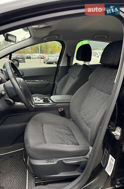 Внедорожник / Кроссовер Peugeot 3008 2012 в 