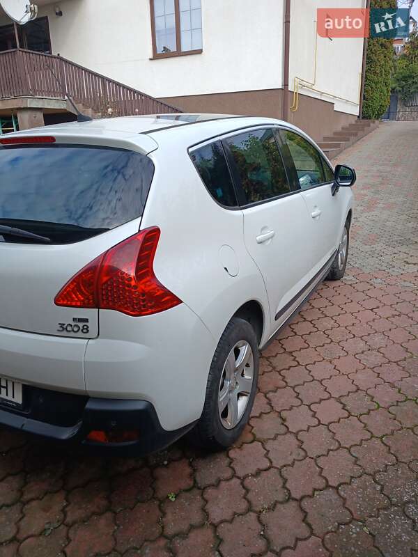 Внедорожник / Кроссовер Peugeot 3008 2012 в Ужгороде фото 5 Внедорожник / Кроссовер Peugeot 3008 2012 в Ужгороде