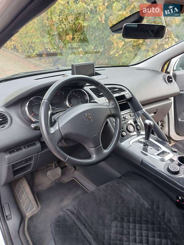 Внедорожник / Кроссовер Peugeot 3008 2012 в Ужгороде фото 8 Внедорожник / Кроссовер Peugeot 3008 2012 в Ужгороде