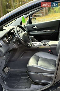 Внедорожник / Кроссовер Peugeot 3008 2015 в 