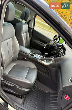 Внедорожник / Кроссовер Peugeot 3008 2015 в 