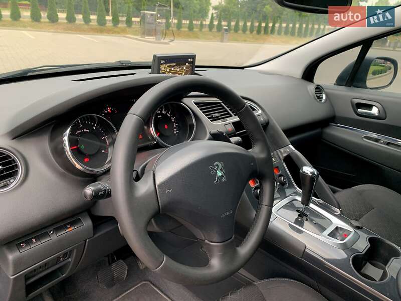 Позашляховик / Кросовер Peugeot 3008 2014 в Дрогобичі
