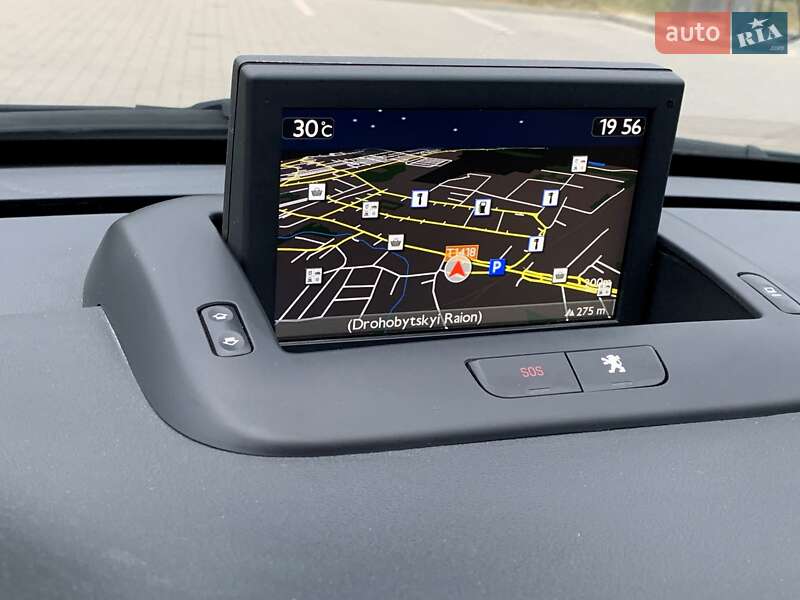 Позашляховик / Кросовер Peugeot 3008 2014 в Дрогобичі