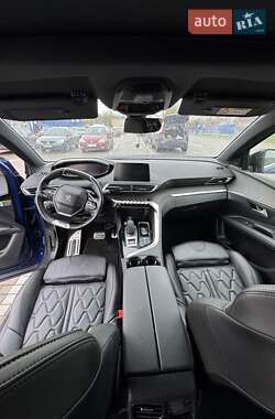 Позашляховик / Кросовер Peugeot 3008 2019 в 