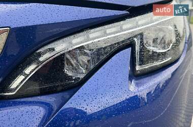 Позашляховик / Кросовер Peugeot 3008 2019 в 